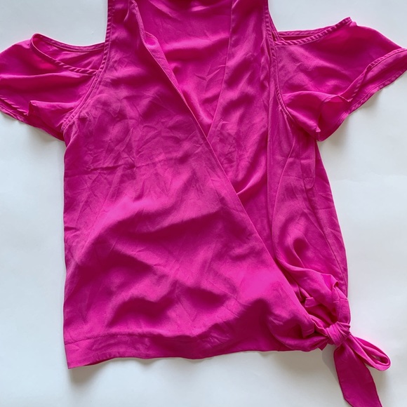 Hot Pink off-the-shoulder Flowy Wrap Business Shirt Women’s SZ M - Picture 1 of 3